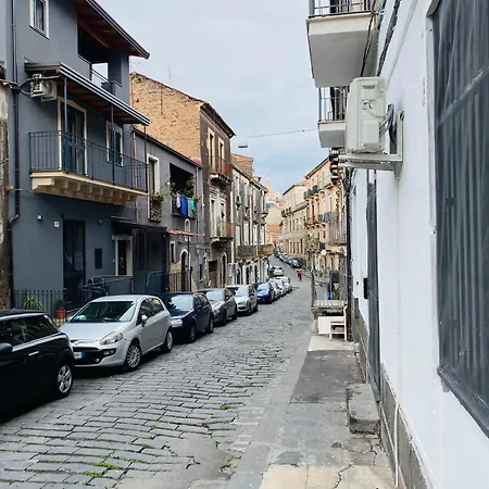 Old Terrace 2 Апартаменты Катания